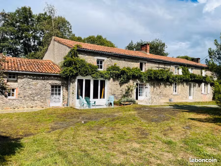 magnifique longère de charme au cœur de la nature – 270 m² habitables sur terrain clos de 