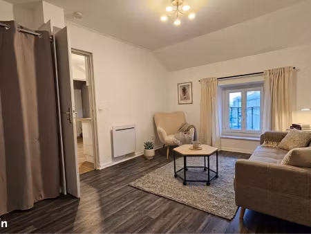 location appartement t1 refait à neuf - centre-ville – rue piétonne de bourgoin-jallieu