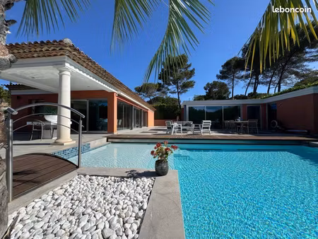 mougins,villa de charme de plain-pied aux prestations haut de gamme