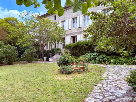 propriété 10 pièces 436 m²
