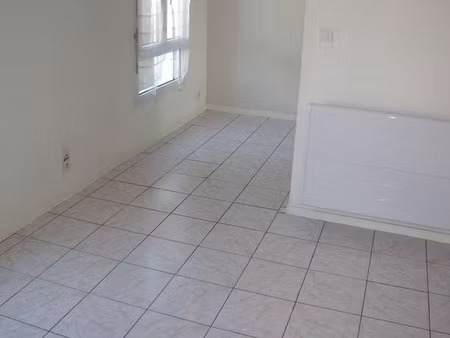 studio t1 à louer