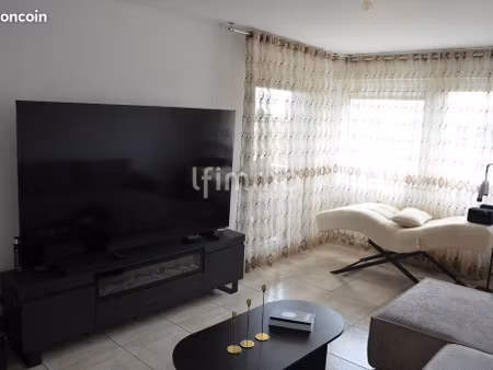 appartement 4 pièces 81 m²