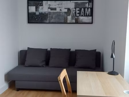 proche centre-ville et ubs – studio meublé