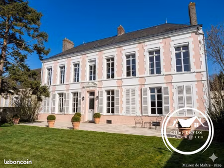 propriété 7 pièces 260 m²