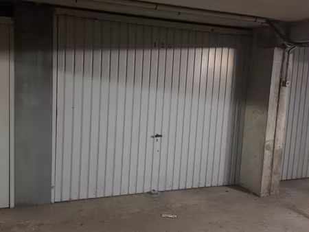 box garage ( blagnac)
