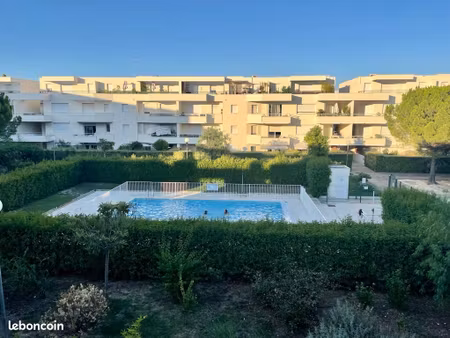 appartement 3 chambres - millénaire - garage - piscine - balcon - climatisation