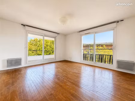 appartement 3 pièces 69 m²