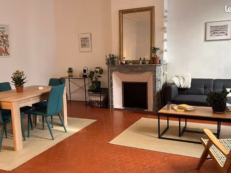 location bel appartement, calme au centre ville