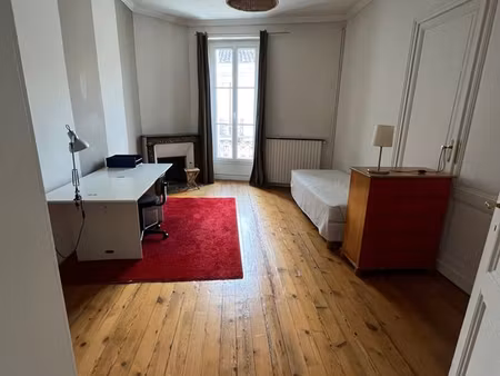 chambre à louer chez l'habitant, idéal étudiant classe préparatoire