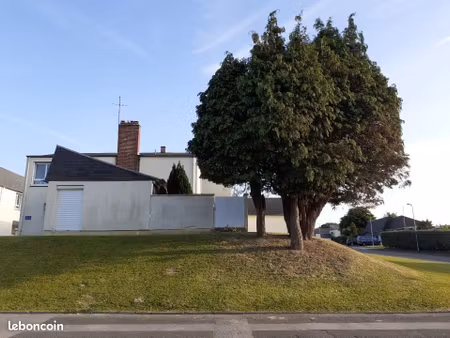 maison f5 cherbourg avec garage et patio sur jardin