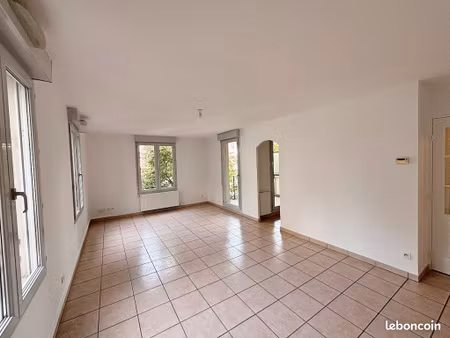 appartement 3 pièces 67 m²