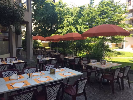 restaurant murs a vendre