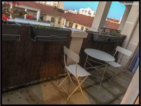 particulier loue très joli meublé de 36m² à la croix-rousse