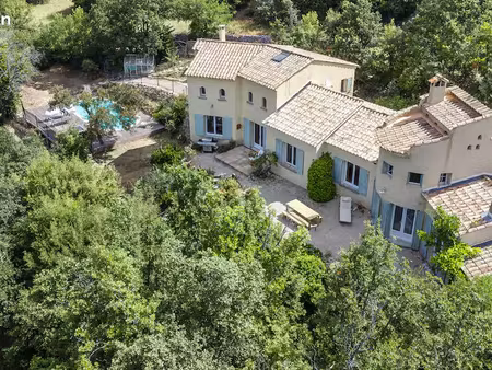 vends maison rénovée avec piscine et vue panoramique - 238m² - mont ventoux