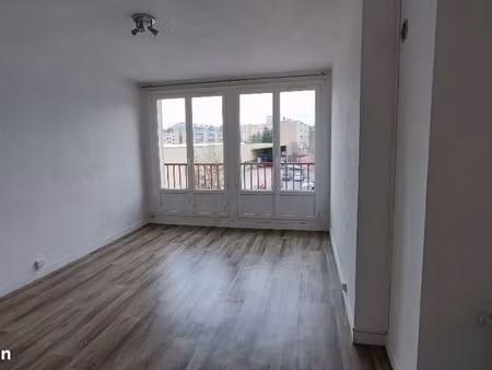 appartement 45 m² libre 1er août 2026
