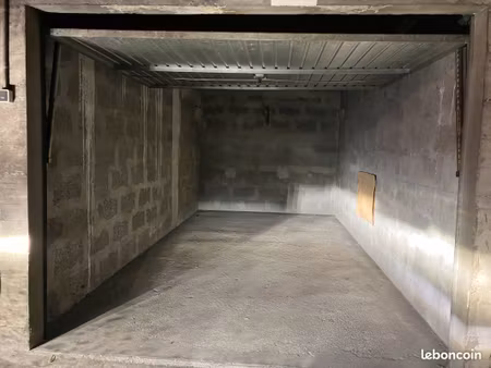 box-garage, foch-stalingrad