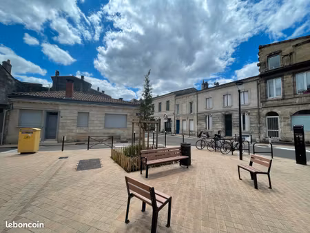 a louer t 1 meuble. a bordeaux