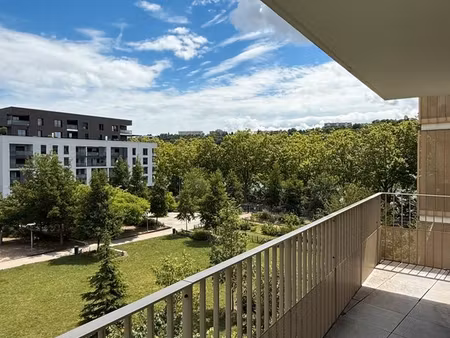 superbe t3 de 65 m² avec terrasse et garage