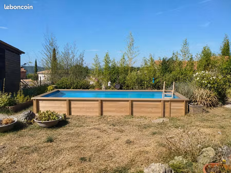 bas de villa jardin 200 m²