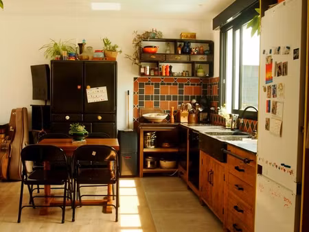 appartement traversant neuf de 50 m² loué meublé
