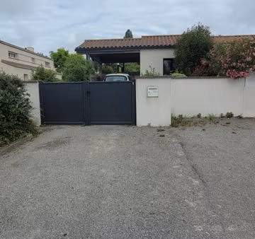 place de parking à louer