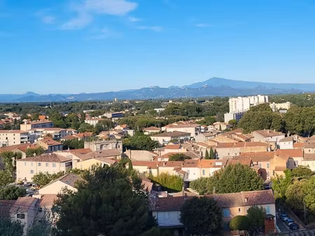 maison individuelle avec vue quartier calme