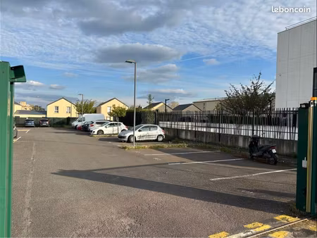 location parking beauvais avec navette