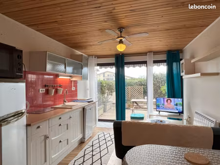 studio 1 pièce 27 m²