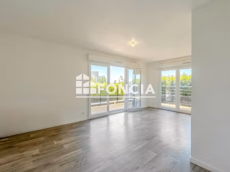 appartement t3 avec parking privé