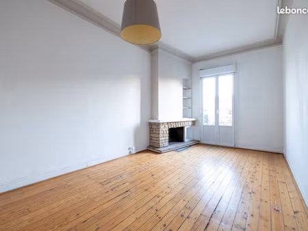 appartement 3 pièces 80 m²