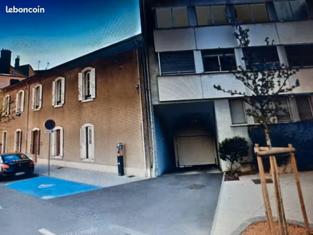 parking couvert 5 rue gambetta