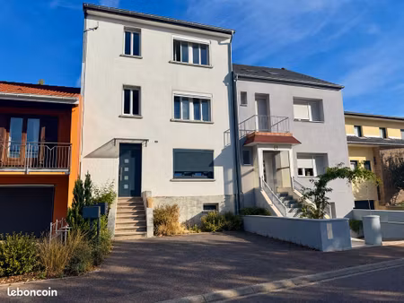 immeuble 7 pièces 108 m²