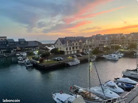appartement meublé 46 m2 vue mer à port deauville