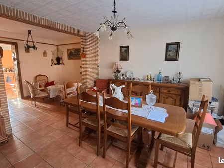 maison de lotissement calme proximité axes