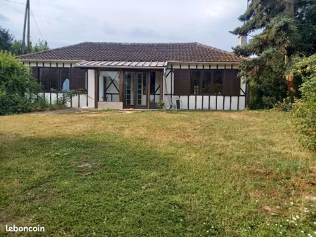 maison, terrain + étang