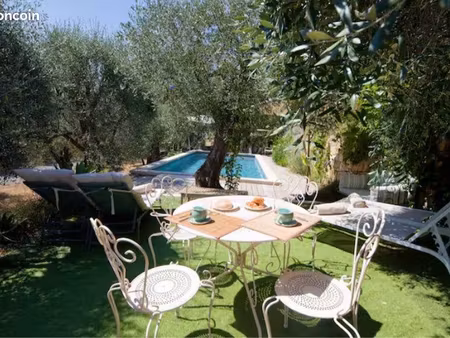 appartement avec terrasse privée et jardin partagé