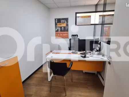 bâtiment 127 m²