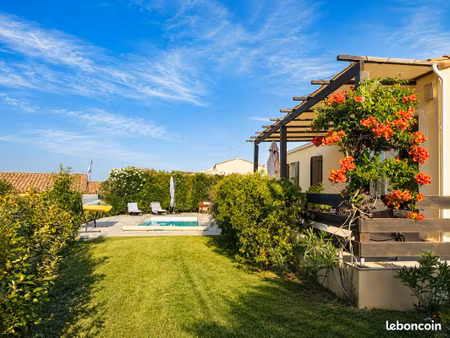 maison de plain-pied 105 m² avec piscine – aucun travaux à prévoir