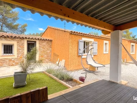 villa 4 pièces 125 m²