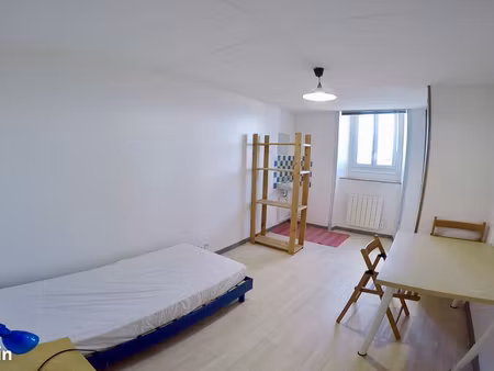 chambre meublée idéale etudiant ou saisonnier auray