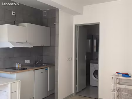 loue studio castres 22m2 400e