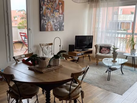 superbe t2 meublé 55 m² - grande terrasse - parking souterrain sécurisé - résidence de sta