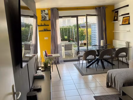 location maison de ville