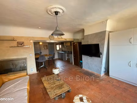 studio 1 pièce 35 m²