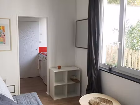 studio 1 pièce 17 m²
