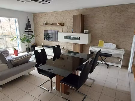appartement type 3 traversant de 72 m²