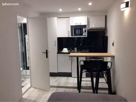 agréable petit studio meublé