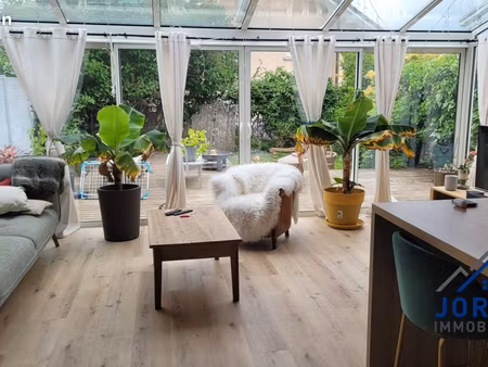 maison 6 pièces 135 m²