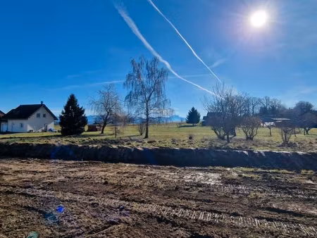 terrain 674 m² droisy
