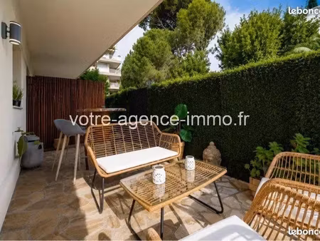 studio 1 pièce 25 m²